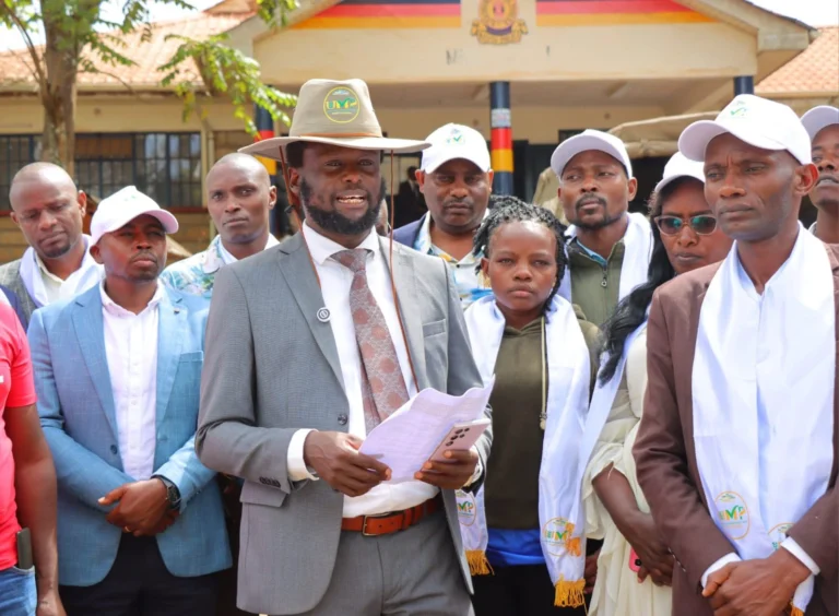 UMP SG at Meru Police Station